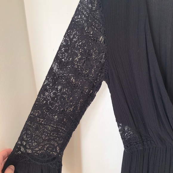 VOLCOM black lace inset dress - Picture 3 of 6